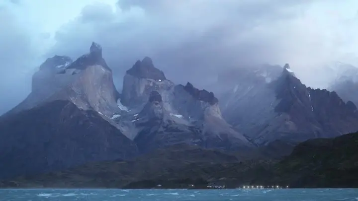 16338762_3840_2160_30fps.mp4